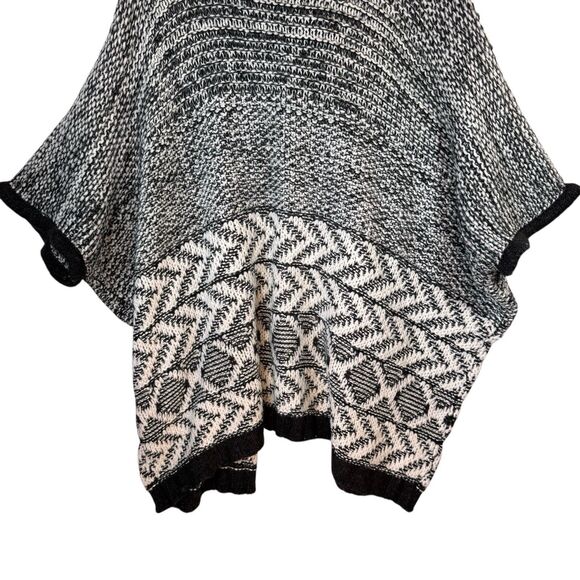 Aerie Cardigan Sweater Poncho One Size Women’s Open Front Pom Pom Tie Knit NEW - Picture 7 of 14